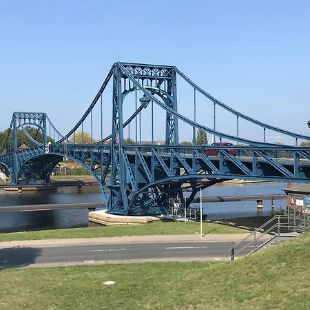 Kapitanswohnung Kaiser Wilhelm Brucke Wilhelmshaven Luaran gambar